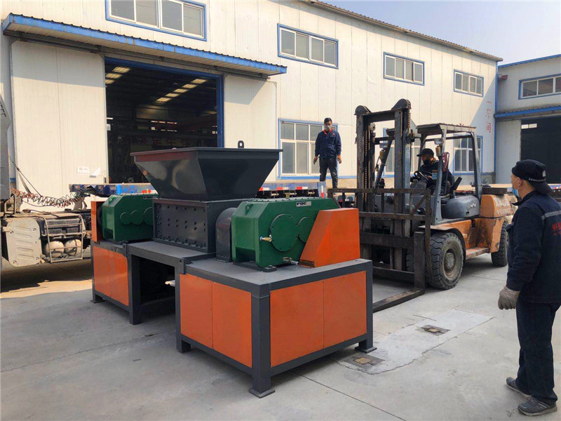 雙軸、四軸剪切式破碎機(jī)